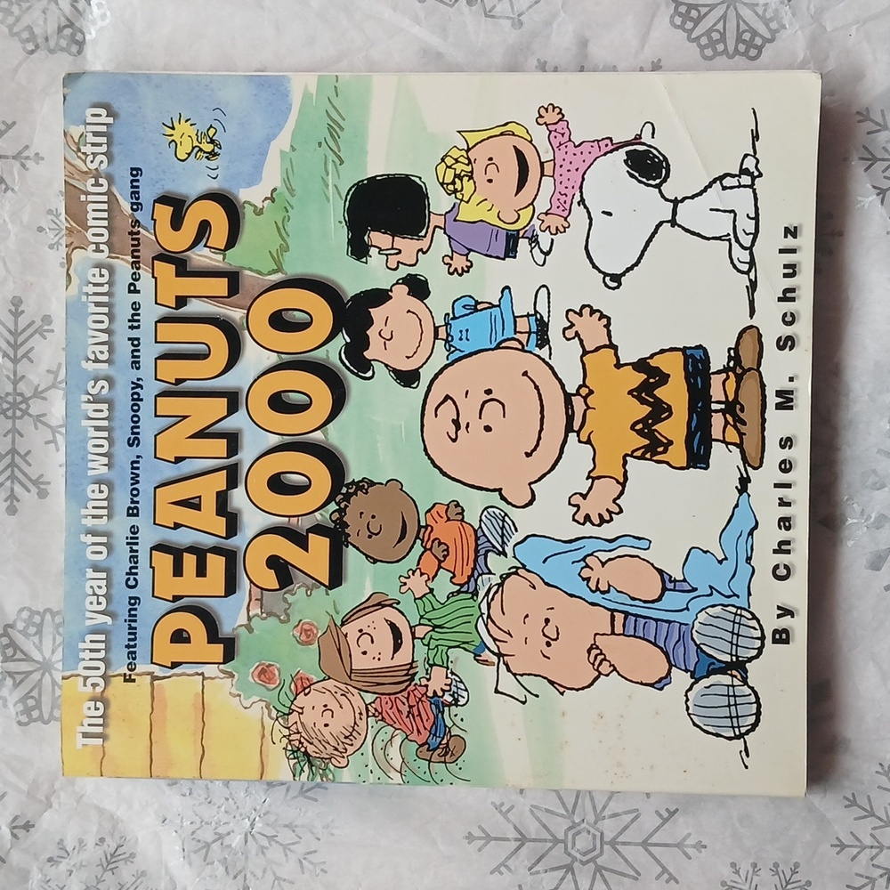 🍊3/$15🍊 Peanuts Comic Strip book